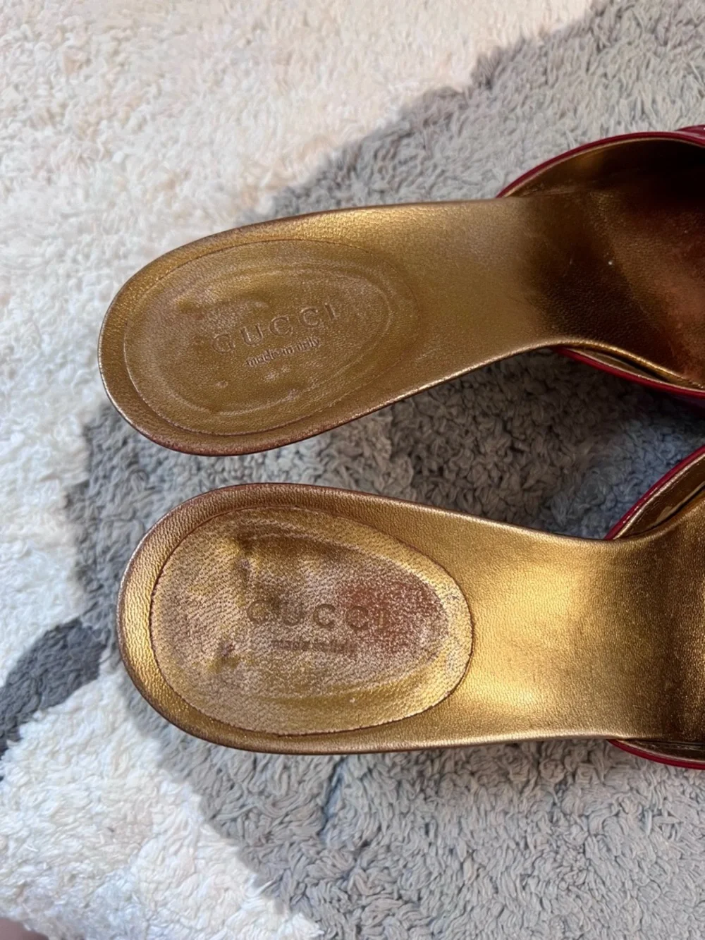 Gucci Red Patent Leather Pointed-Toe Mules - Picture 5 of 9